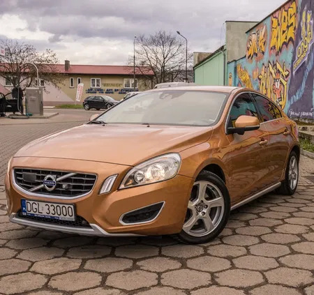 volvo wielkopolskie Volvo S60 cena 38500 przebieg: 348000, rok produkcji 2010 z Września